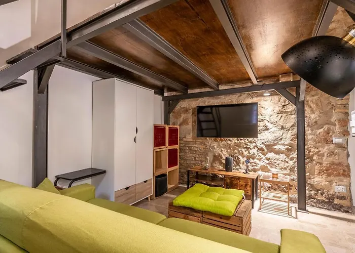 1 Bedroom Beautiful Apartment In Roma *