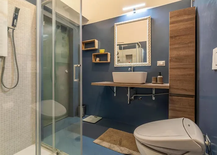 Apartment 1 Bedroom Beautiful Apartment In Roma *